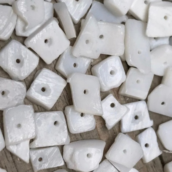 300+ White Square Puka Pooka Shell Beads Jewelry Making Crafting DIY Bulk Lot - Picture 11 of 11